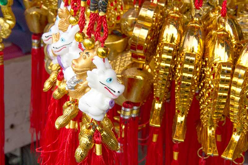 Oakland’s Chinatown celebrates the year of the horse