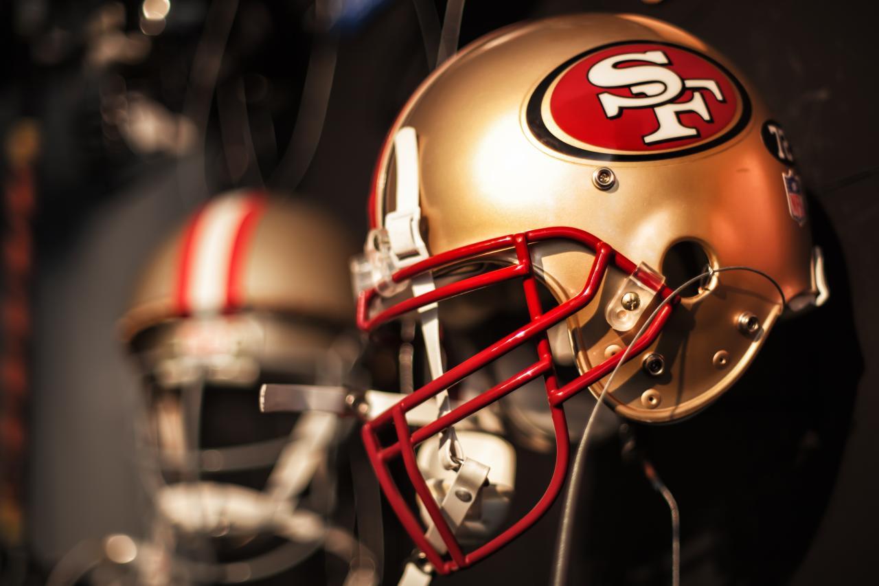 49ers GM Baalke: Team backs troubled Smith