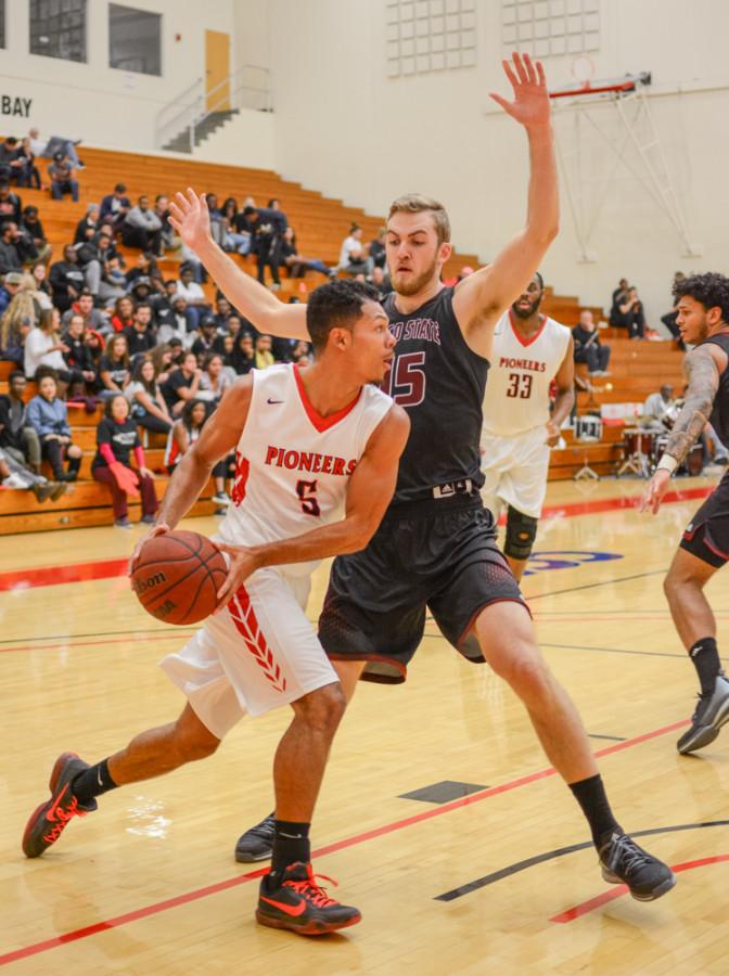 CSUEB+junior+guard+Jalen+Richard+looks+for+an+open+teammate+during+a+home+loss+to+Chico+State+at+Pioneer+Gymnasium+on+the+Hayward+campus.