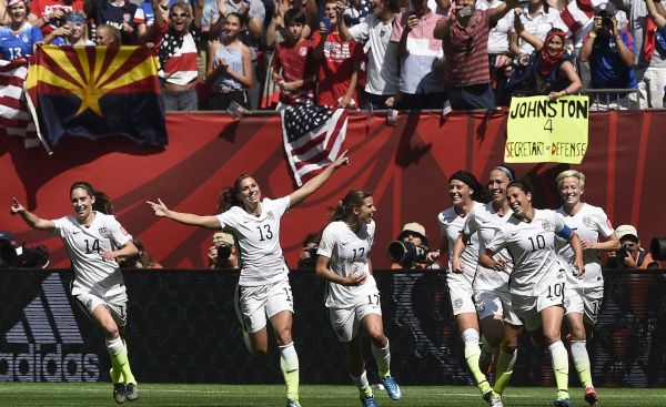 Women’s U.S.  soccer struggles to  break ground