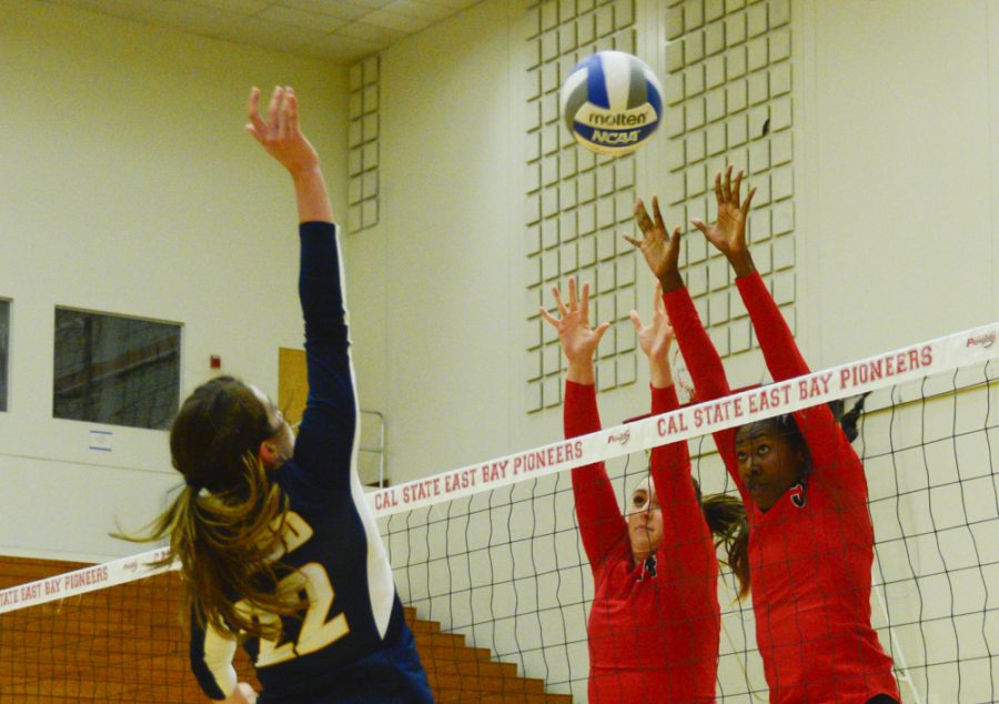 Volleyball squad claws out win over San Marcos Cougars