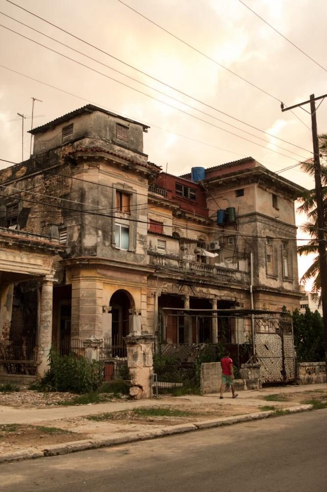 Cubas unique architecture