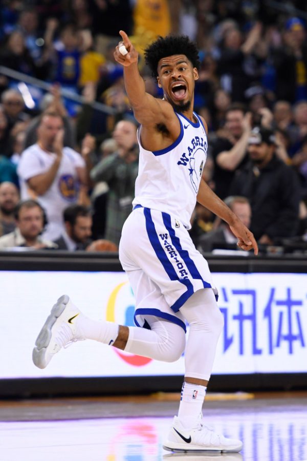 Golden State Warriors Quinn Cook (4) reacts after scoring a three-point basket against the Sacramento Kings during the second quarter of their NBA game at the Oracle Arena in Oakland, Calif., on Friday, March 16, 2018. (Jose Carlos Fajardo/Bay Area News Group)