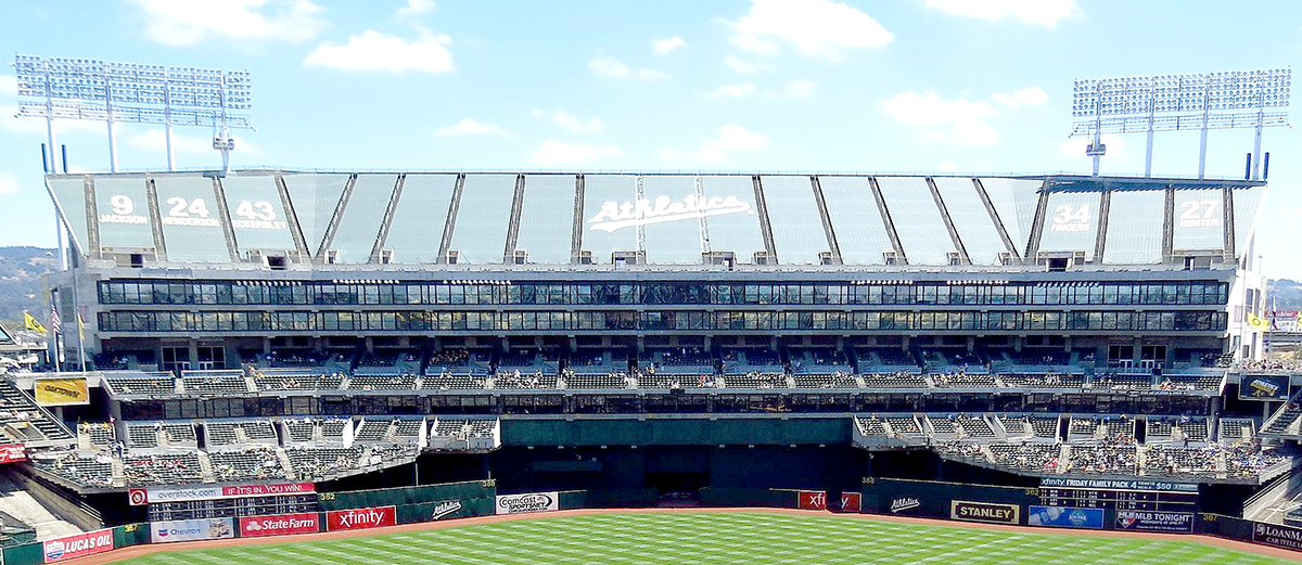 Oakland A's fans savor last home game of the season - CBS San