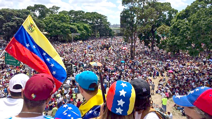 Los Venezolanos se enfrentan a una crisis en curso