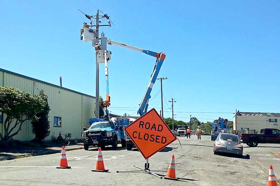 PG&E power outages send businesses into emergency mode