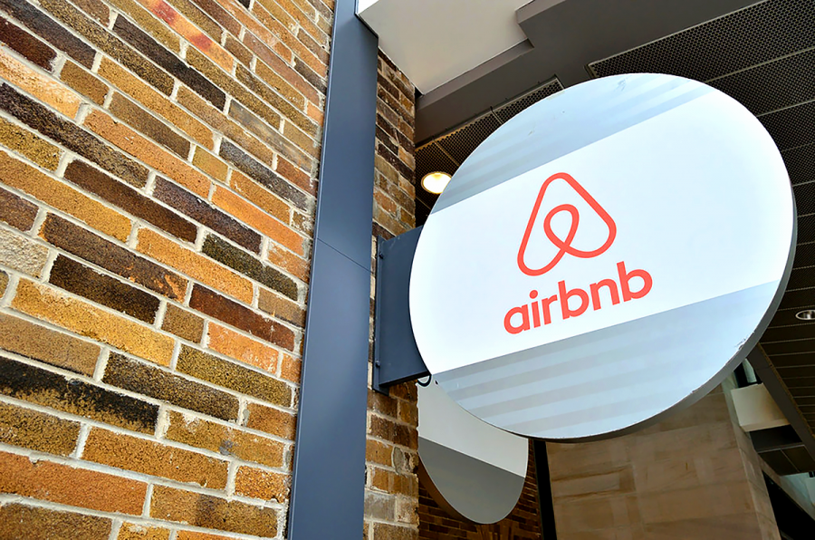 Major shootings spark Airbnb policy change